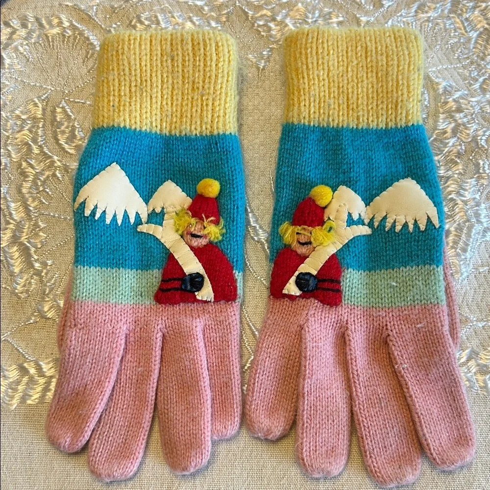 Colorful Ladies Winter Gloves with Adorable Leather Skiing Design; Lightly Worn!